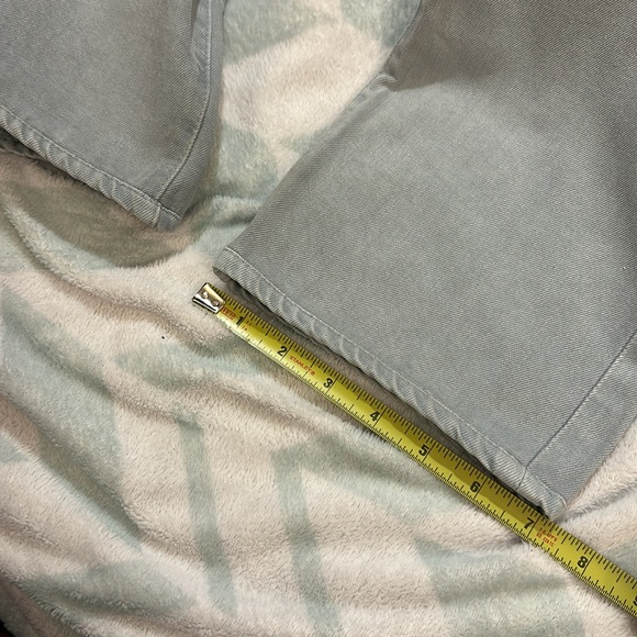 AG Matchbox Sz 30 65% Cotton 35% Tencel sea foam Gray. - Picture 3 of 6